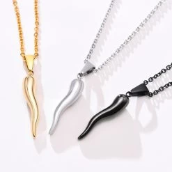 ICEEX Italian Horn Pendant Necklace