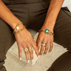 ICEEX 18k Gold Triple Stack Diamond Ring -Iceex RAH03070 1000x 7d491d85 e4ca 4896 b320 78b0eea40b48