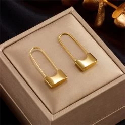 ICEEX 18k Gold Lock Earrings
