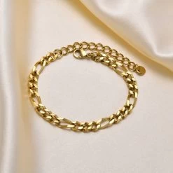 ICEEX 18k Gold Figaro Bracelet -Iceex S3ad13b60d67949638f90663058af9bb0h