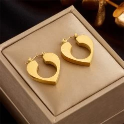 ICEEX 18k Gold Love Heart Scoop Earrings
