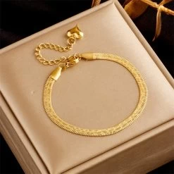 ICEEX 18k Gold Snake Chain Heart Bracelet / Anklet