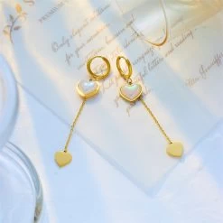 ICEEX 18k Gold Pearl Hearted Earrings -Iceex S9e1fc52641c44fee8f20ab007e6852f1d