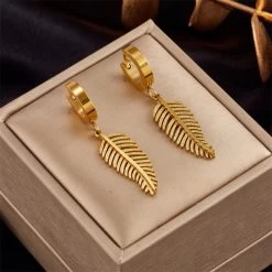 ICEEX 18k Gold Feather Earrings