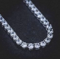 ICEEX Diamond Tennis Chain -Iceex image d0927af8 161f 4fe9 8ac3 cefc1ea125bf